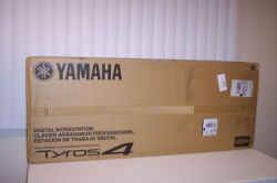 F / S Yamaha Tyros 4 / Yamaha LS9-32 e 16 mesa de mistura digital